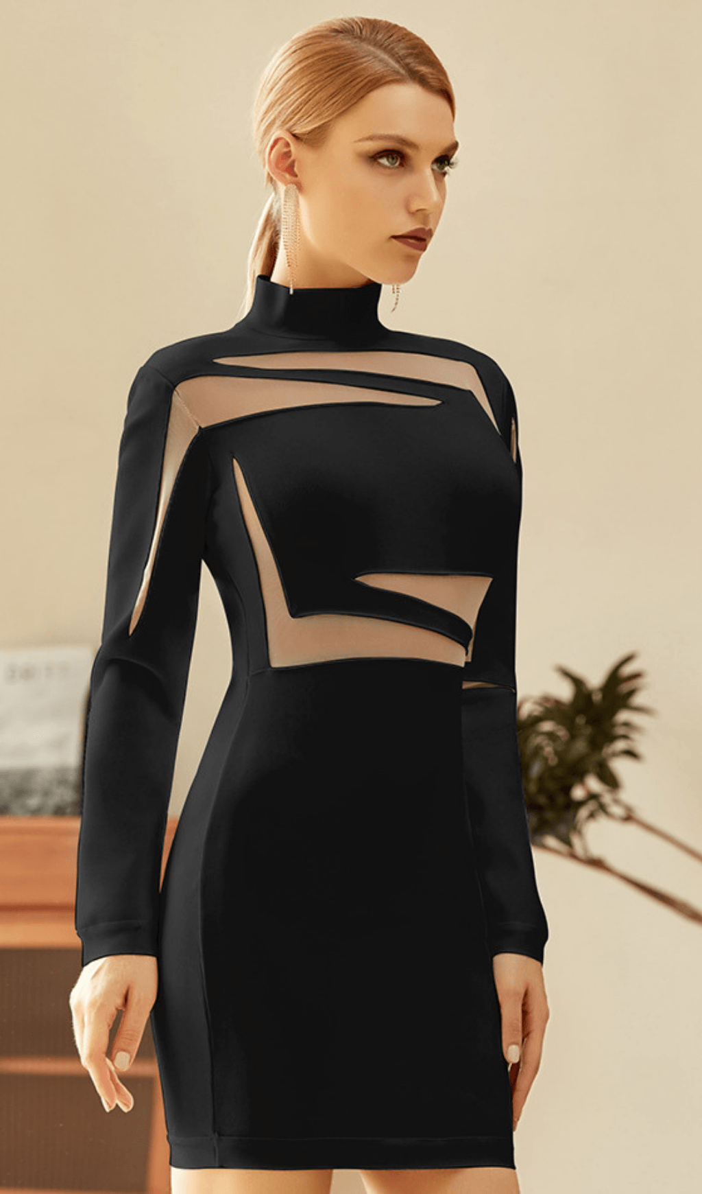 Hollow stitching lace gown.