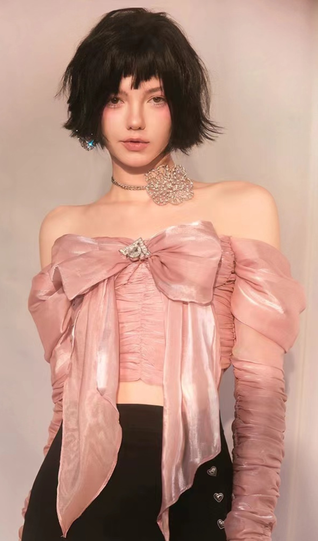 STRAPLESS BOW LONG SLEEVE TOP IN PINK