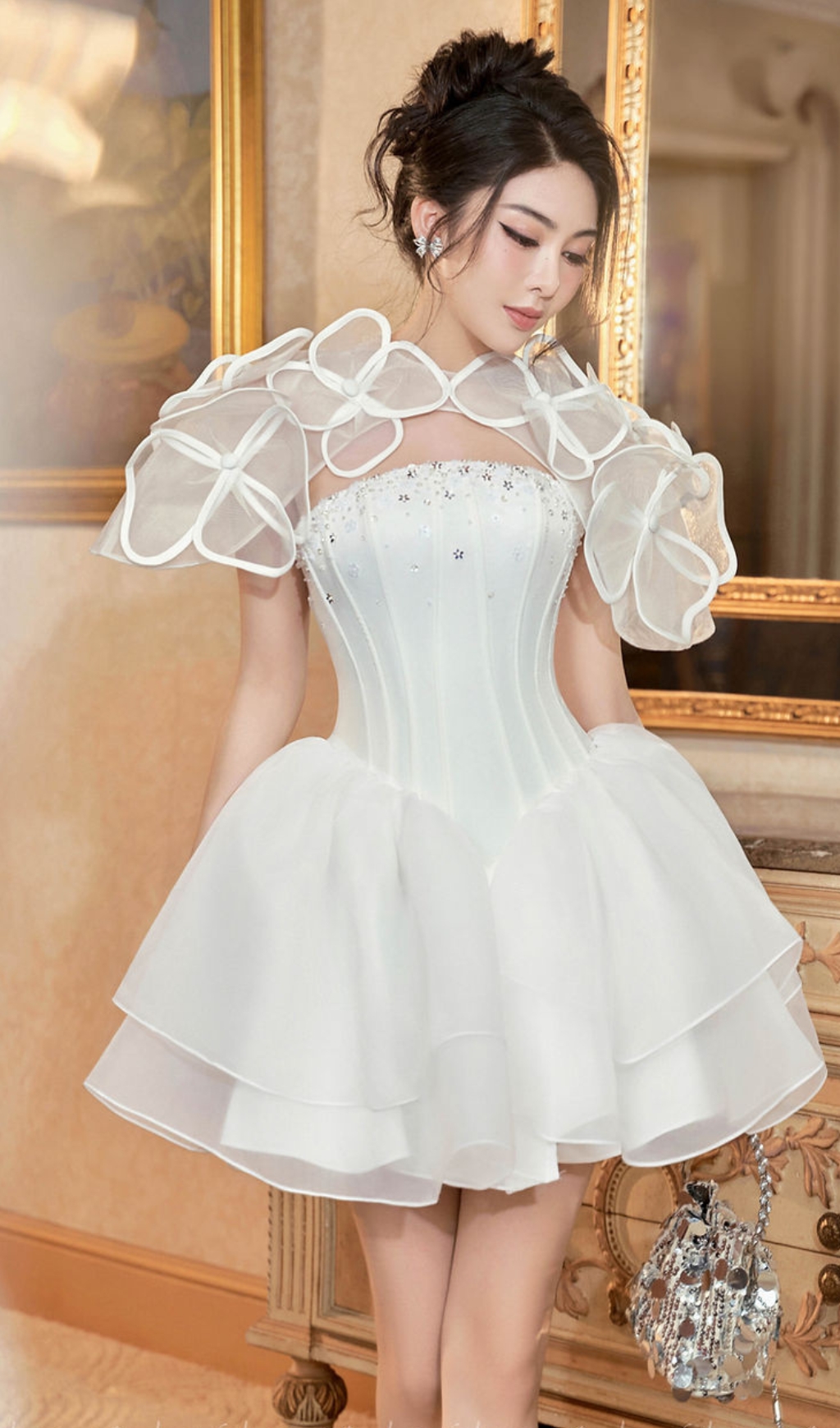 WHITE FLORAL MINI DRESS