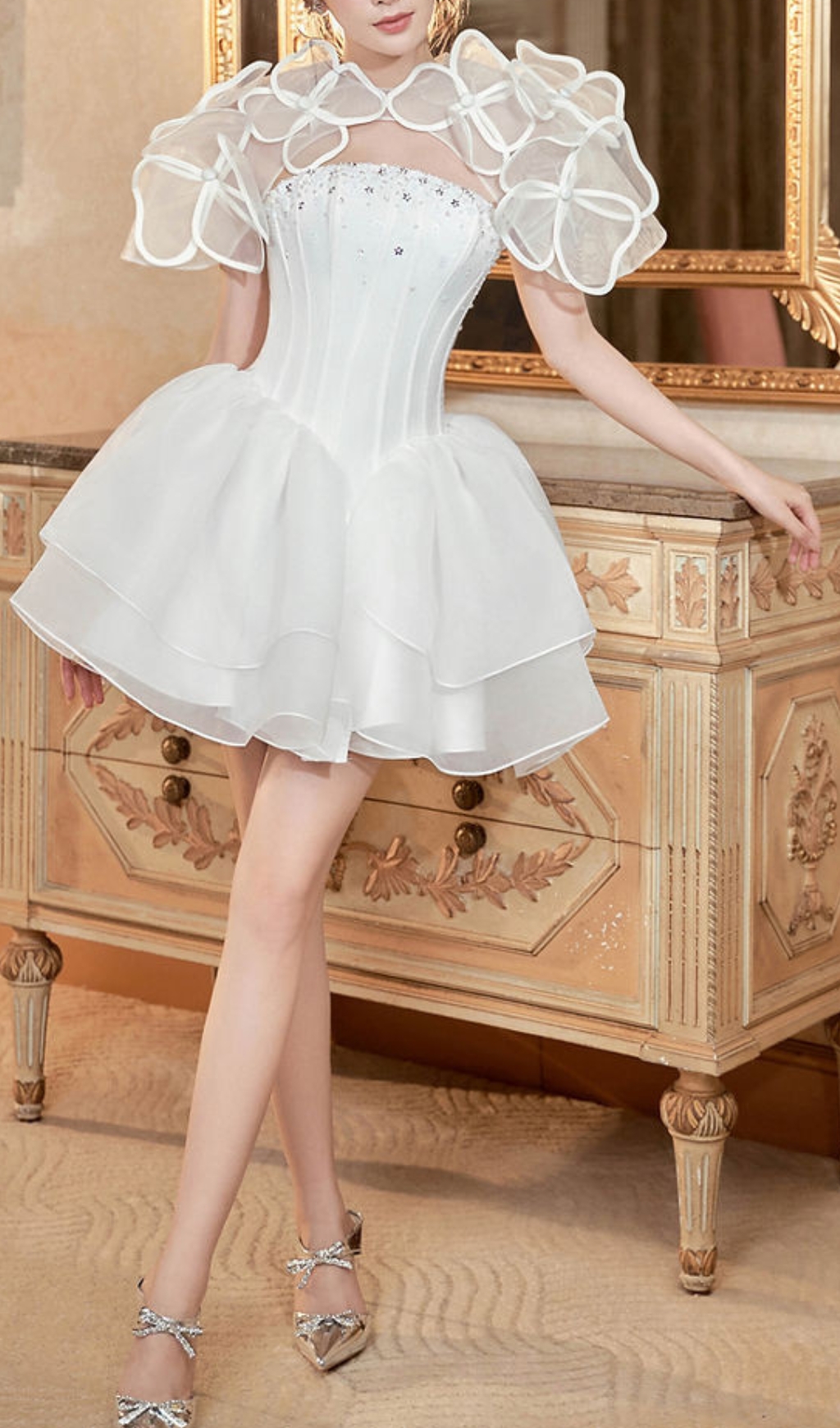 WHITE FLORAL MINI DRESS