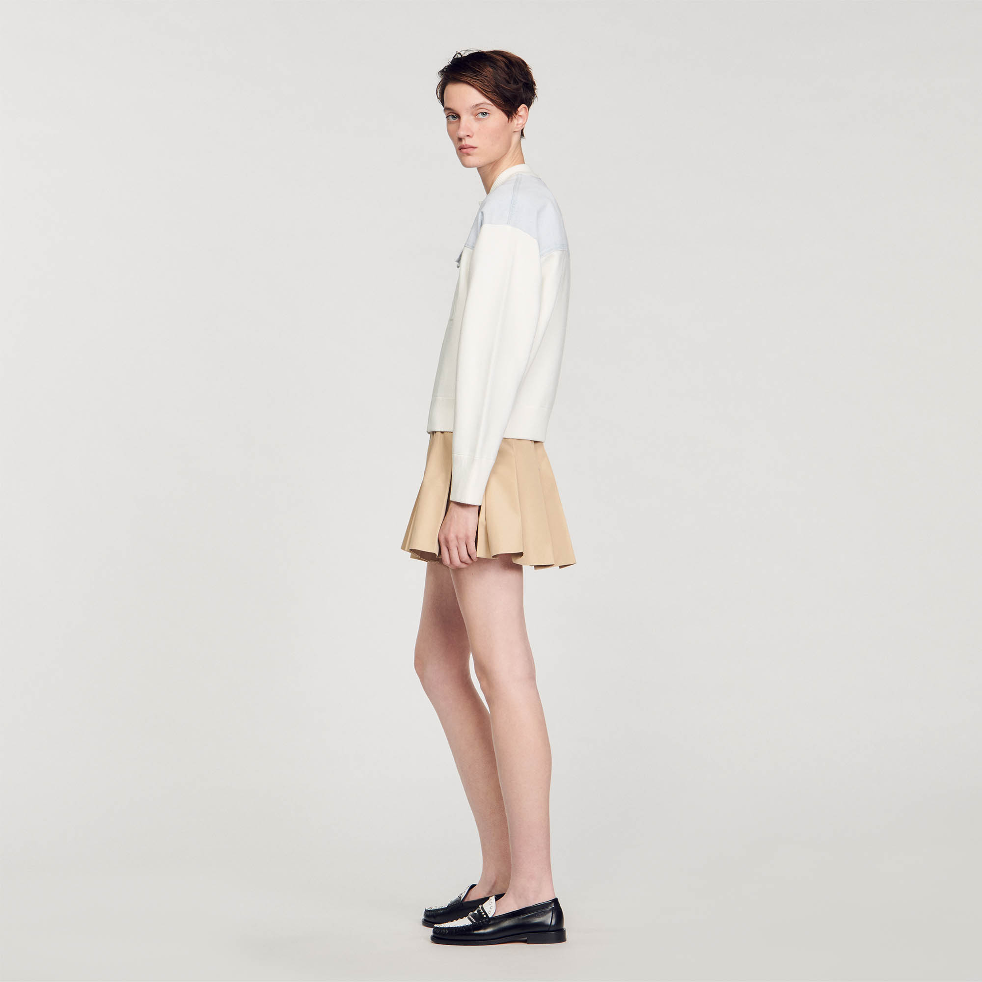 Dual-material coatigan