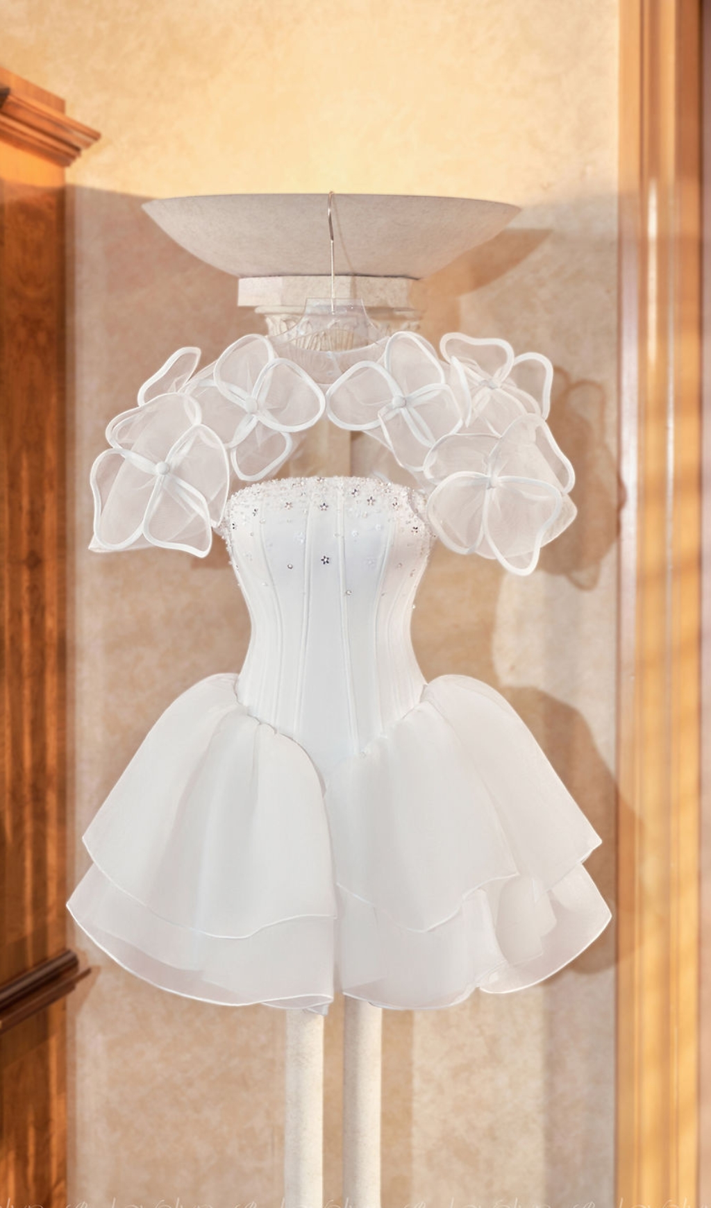 WHITE FLORAL MINI DRESS