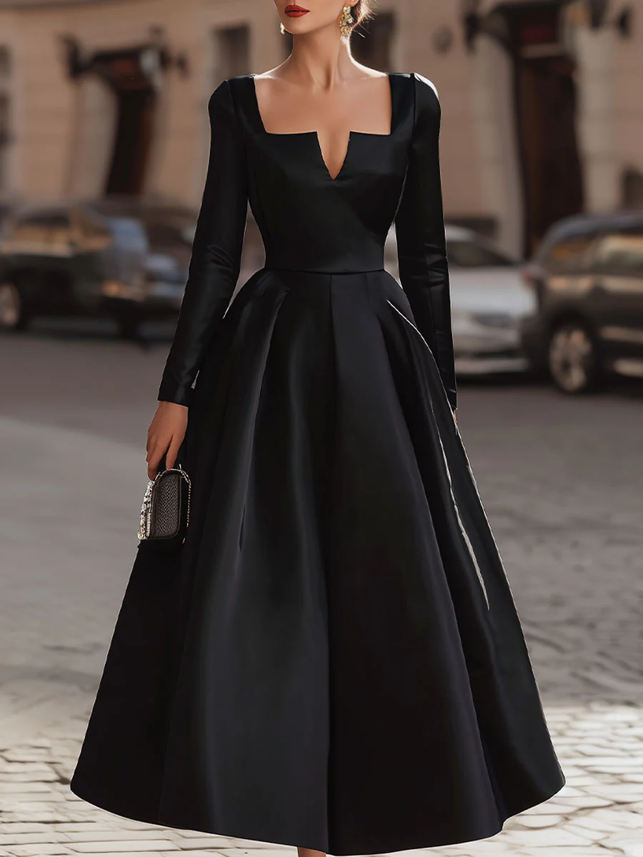 Sophisticated Glam: Fitted Bodice Black Gown With Volume