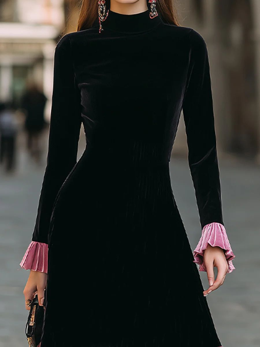 Elegant Black And Pink Velvet Pleated Midi Dress
