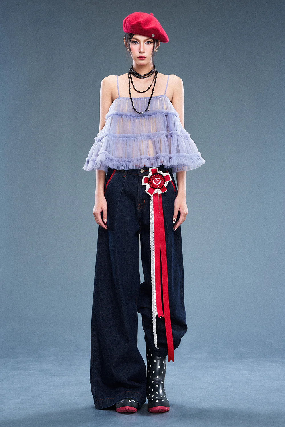 Shark Trapezoid Gathering Top