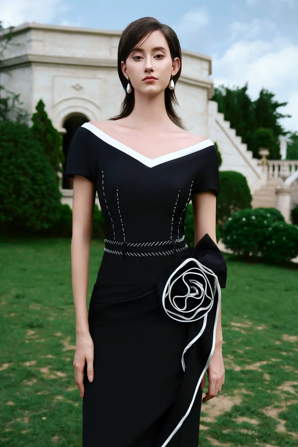 Resolve V-Neck Applique Midi Dress