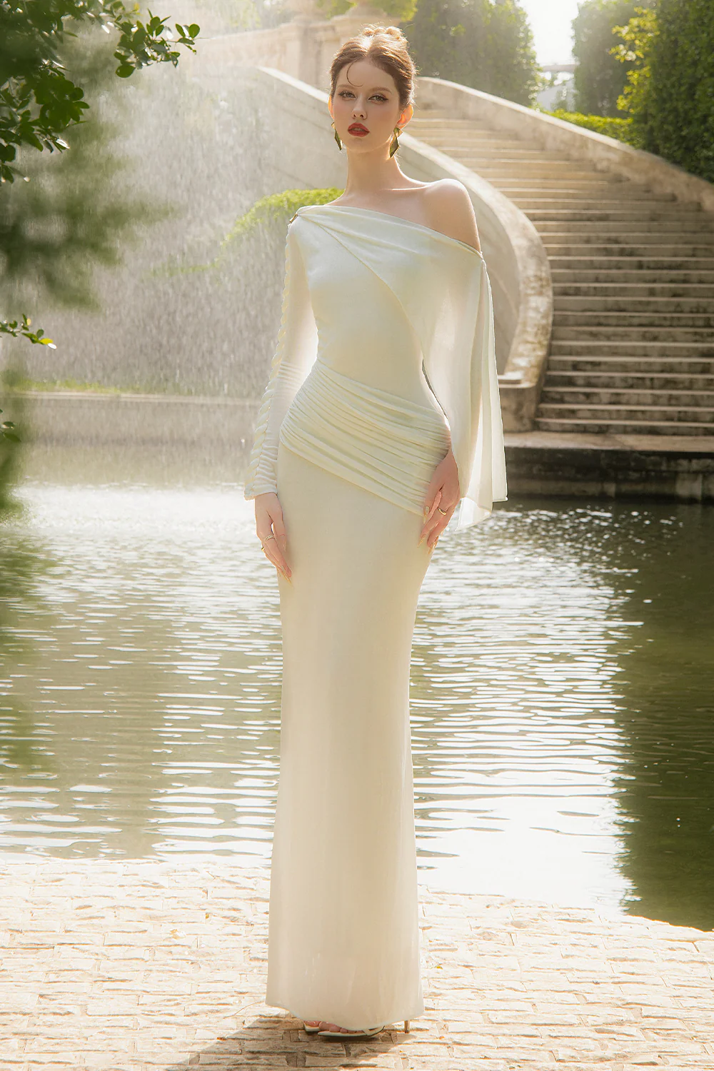 Éloress Sheath Asymmetric Sleeved Spandex Maxi Dress