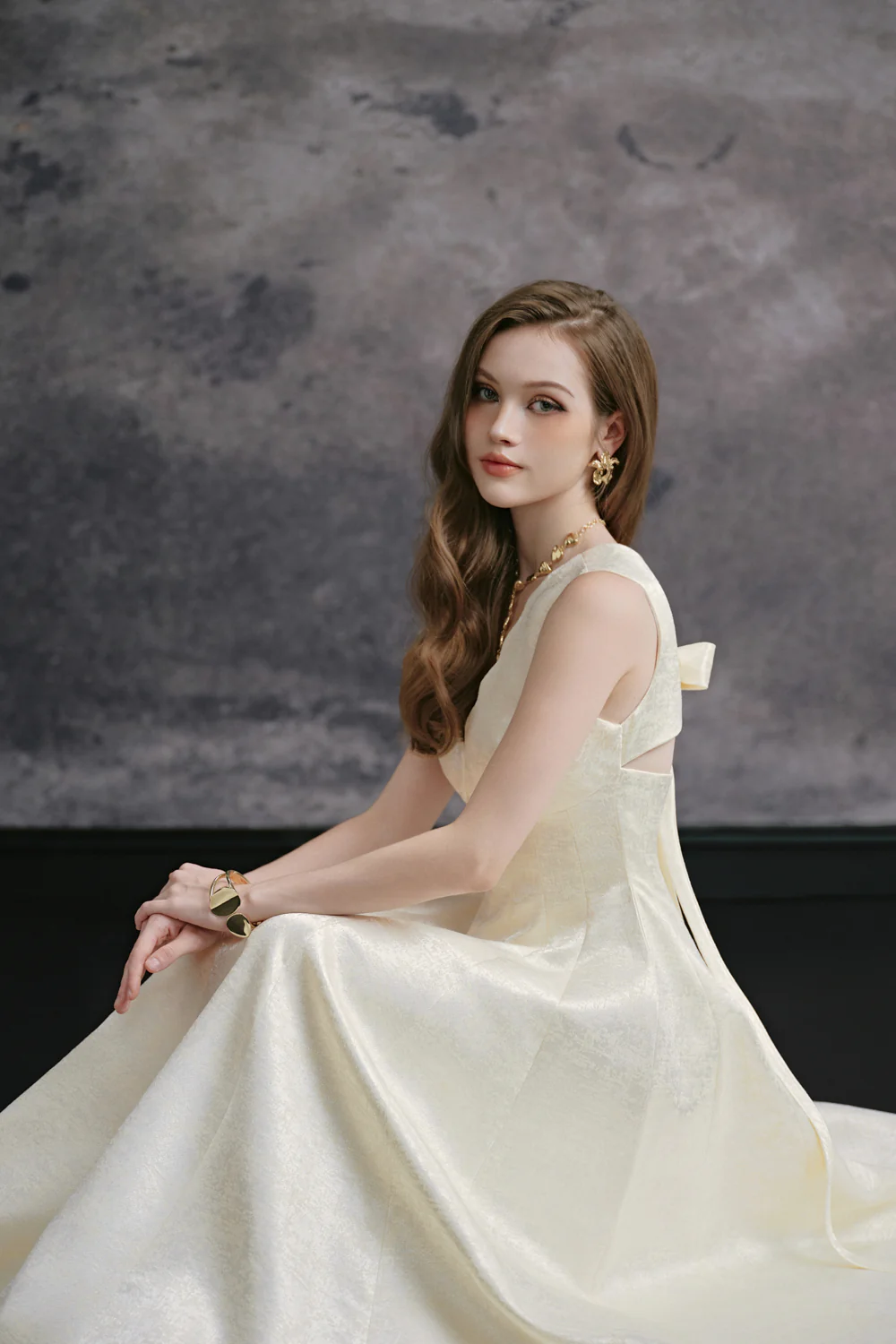 Ashe Scallop Ribbon Midi Dress