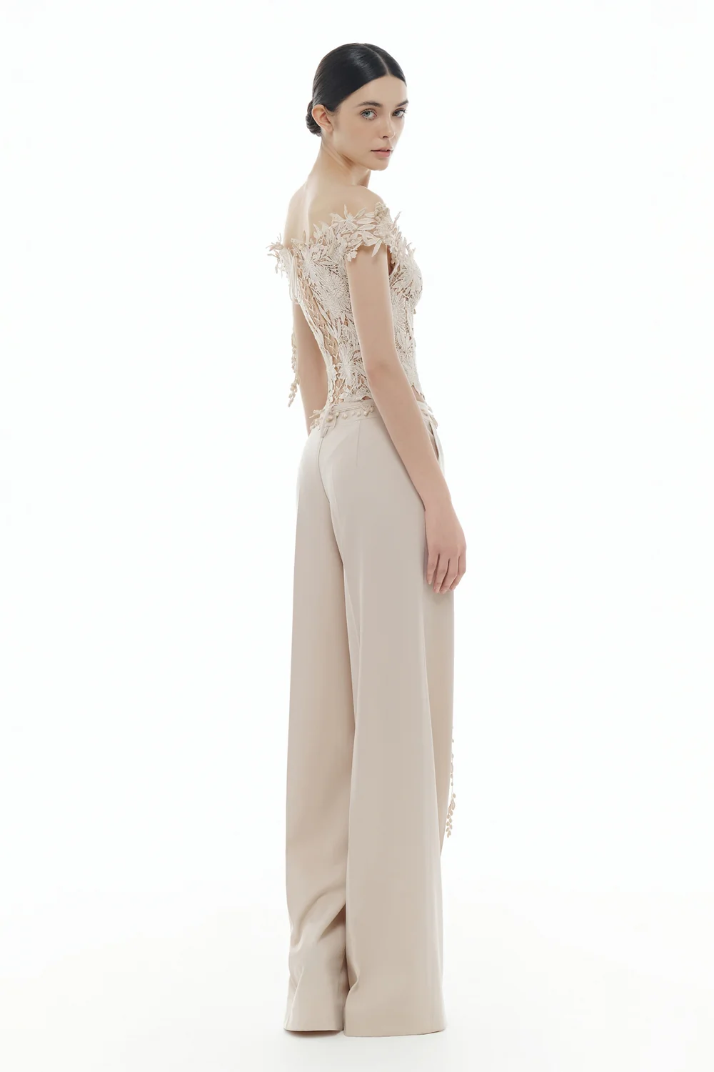 Alba Off-Shoulder Applique Top