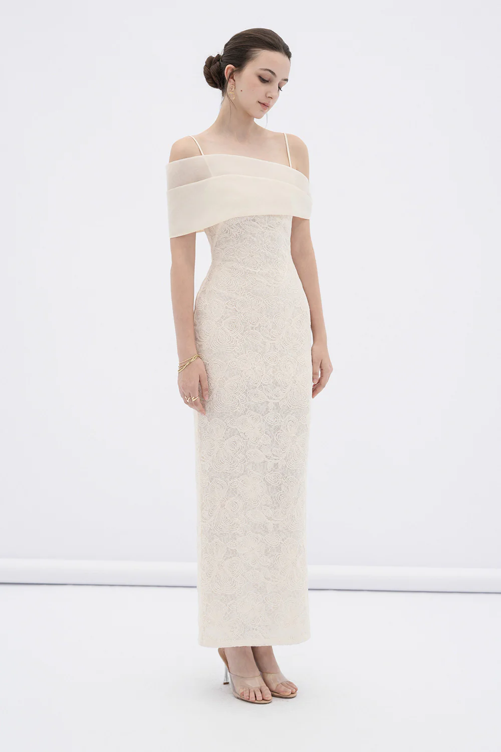 Eira Sheath Cold Shoulder Sleeved Lace Maxi Dress