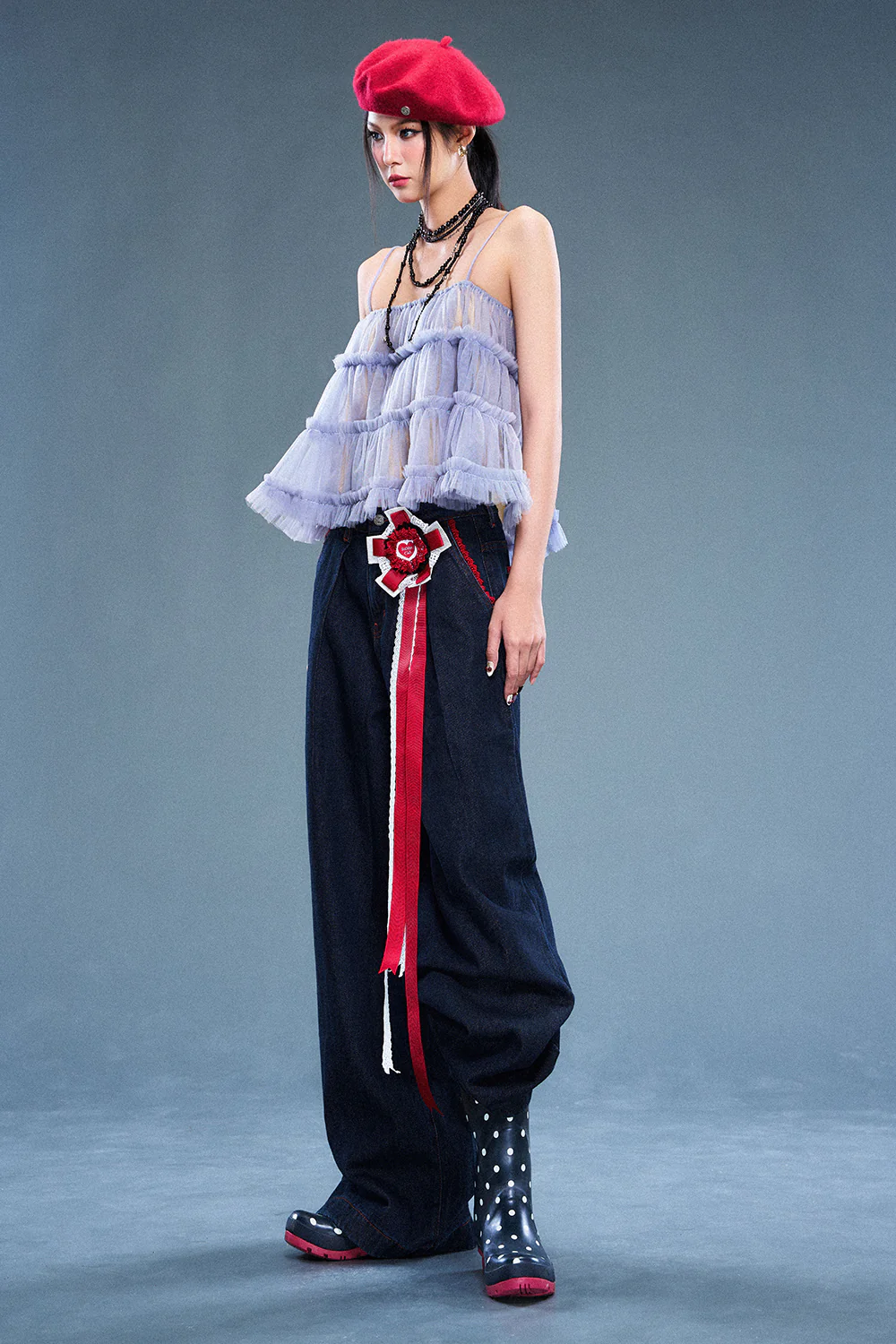 Shark Trapezoid Gathering Top