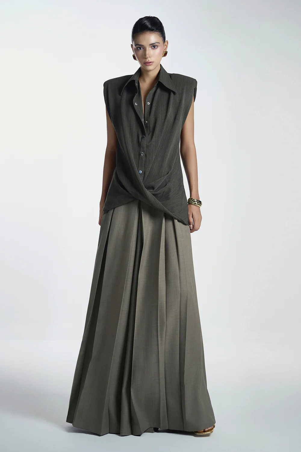 Jessie Blouson Sleeveless Crepe Shirt