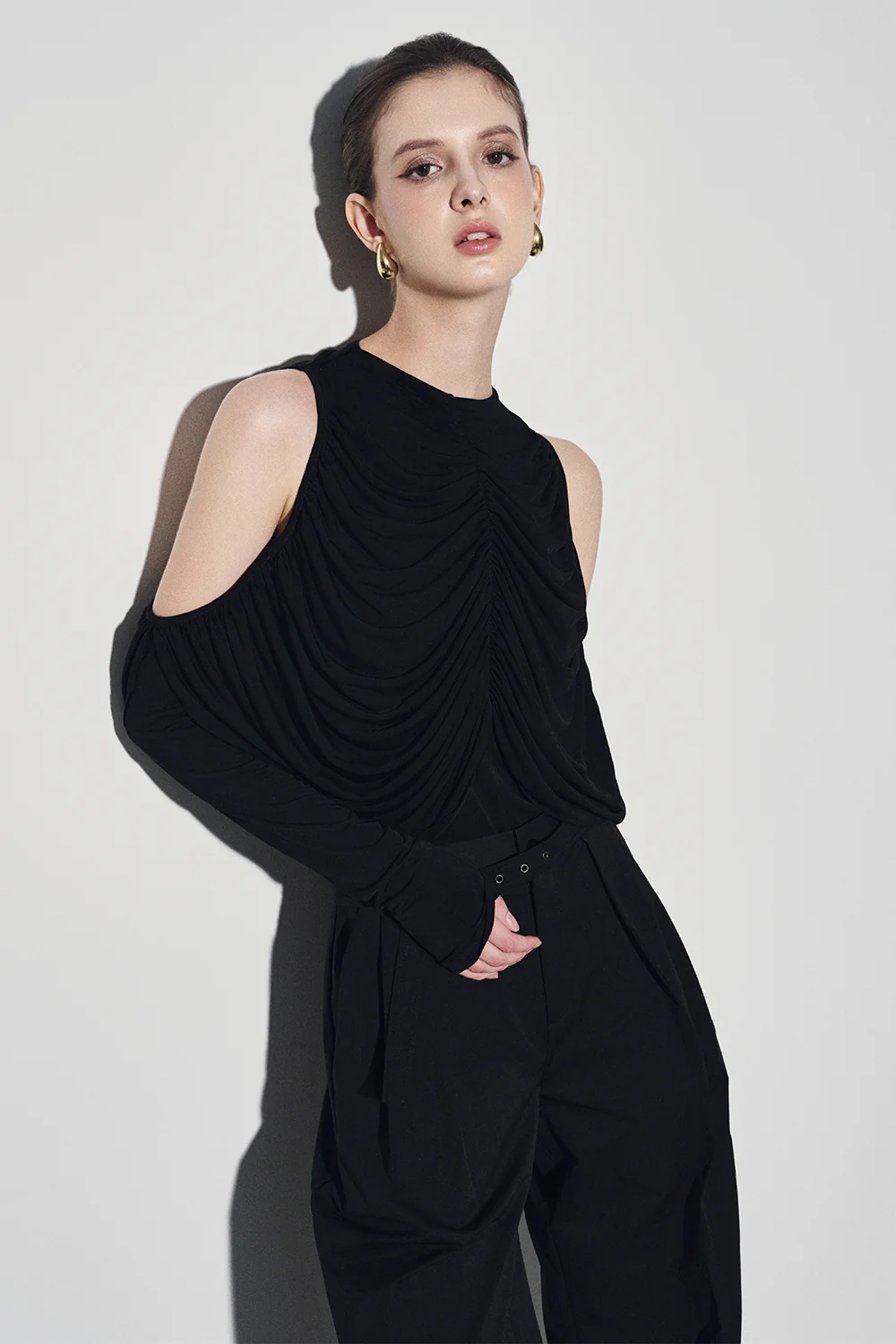 Ira Blouson Cold Shoulder Sleeved Cotton Top