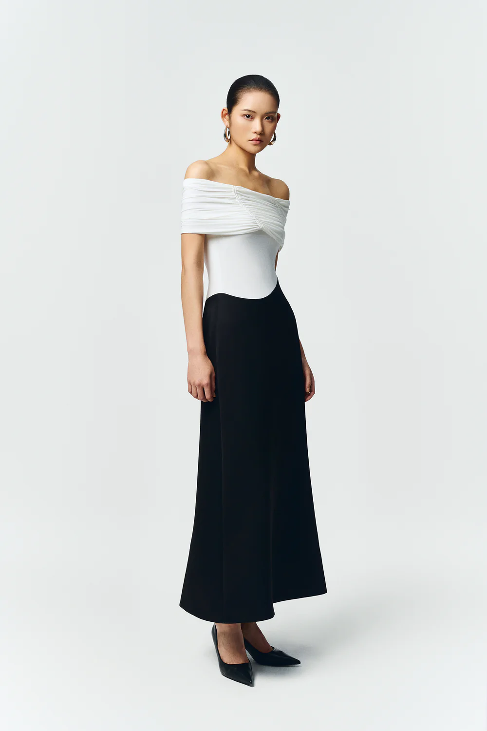 Silvera Off-Shoulder Gathering Maxi Dress