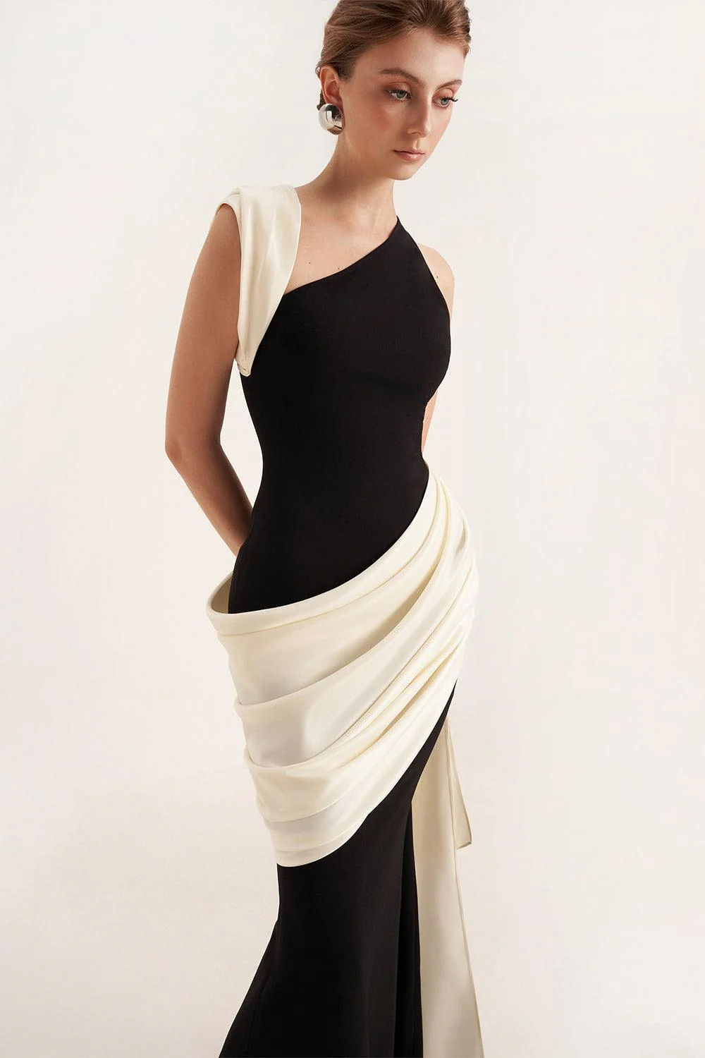 Poppy Trumpet Asymmetric Neck Elastic Cotton Floor Length Dress