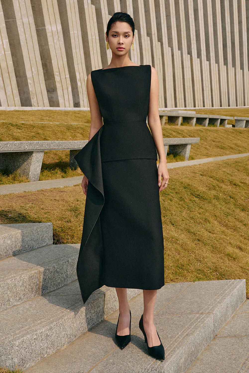 Lily Sheath Extended Flap Twist Cotton Midi Dress