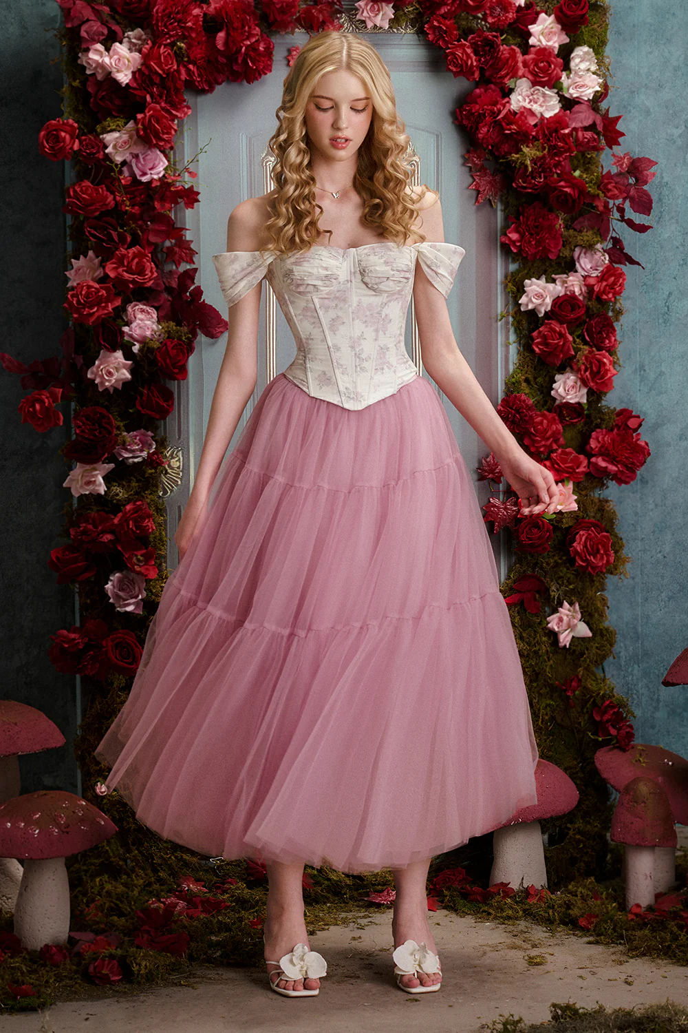 Katherine Bodycon Off-Shoulder Woven Corset