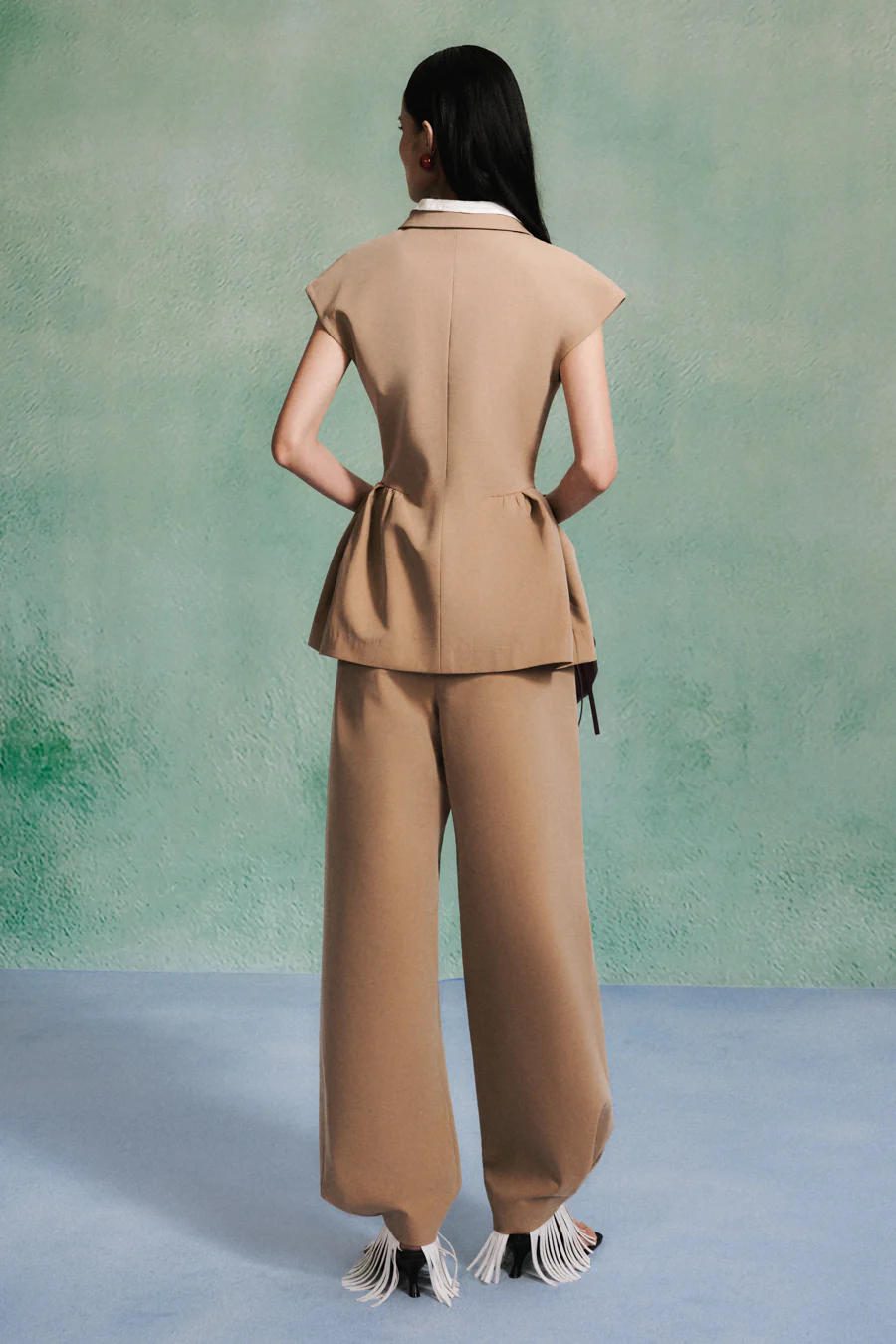 Michelle Peplum Contrasting Collar Twill Top