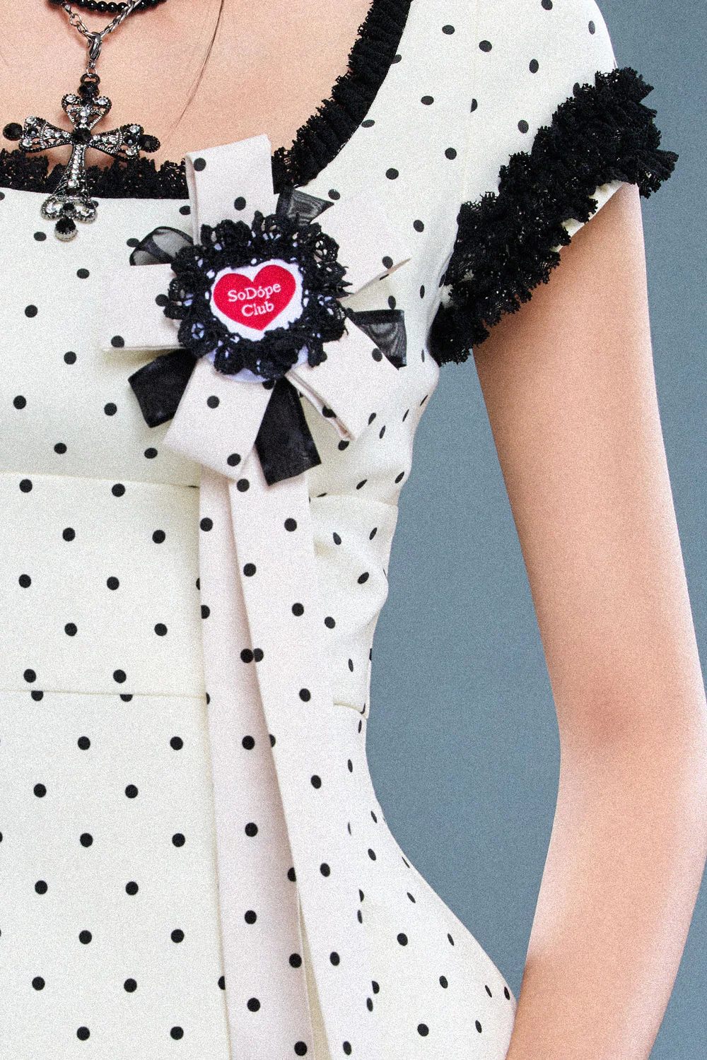 Medal Polyester Brooch