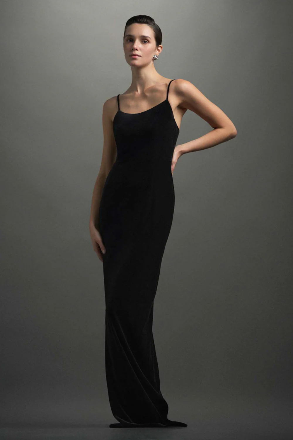 Suzanne Scoop Neck Velvet Maxi Dress