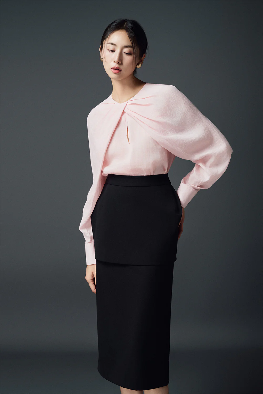 Remi Straight Cuff Sleeved Linen Top