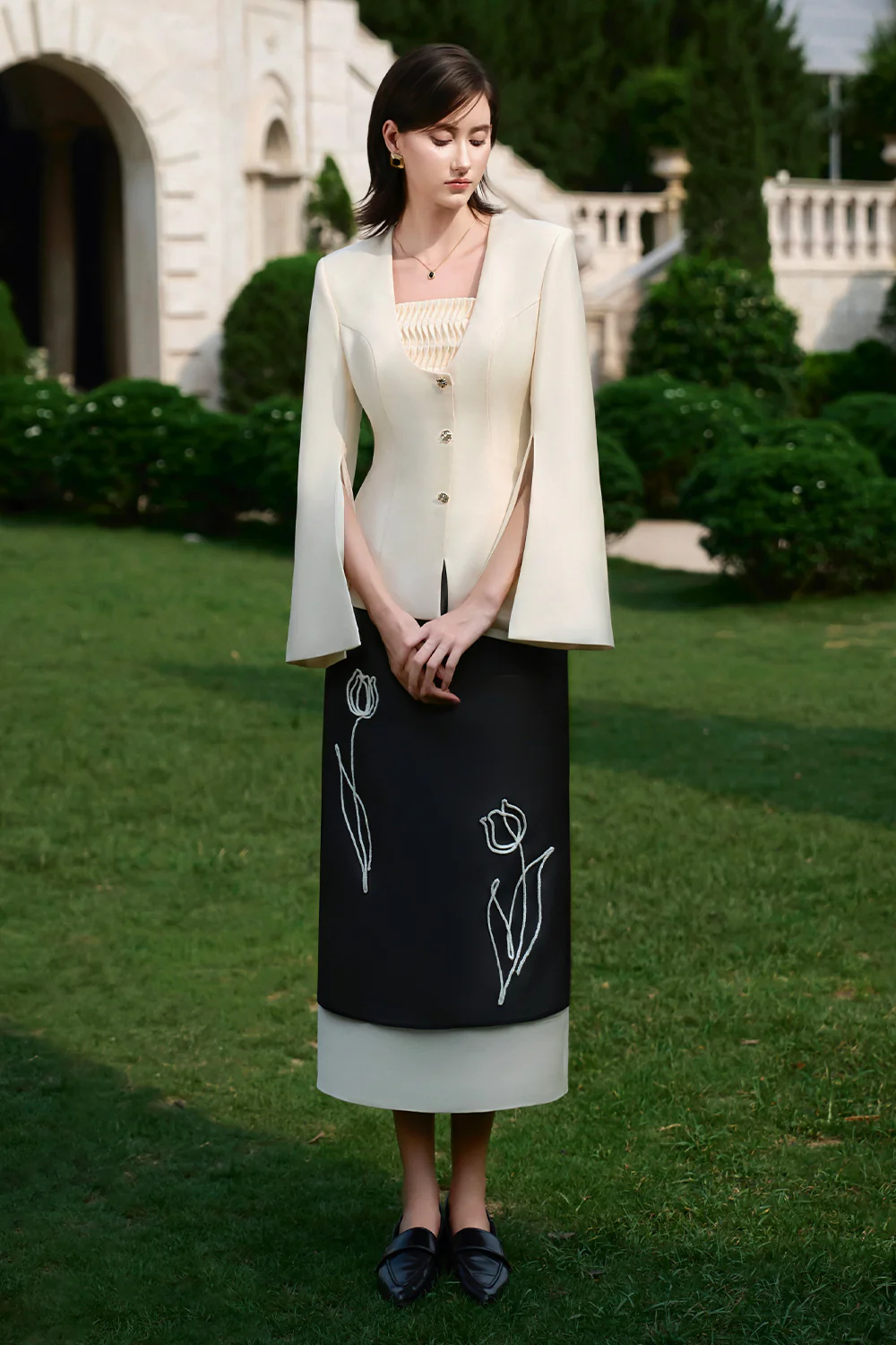 Grace Straight Embroidery Skirt