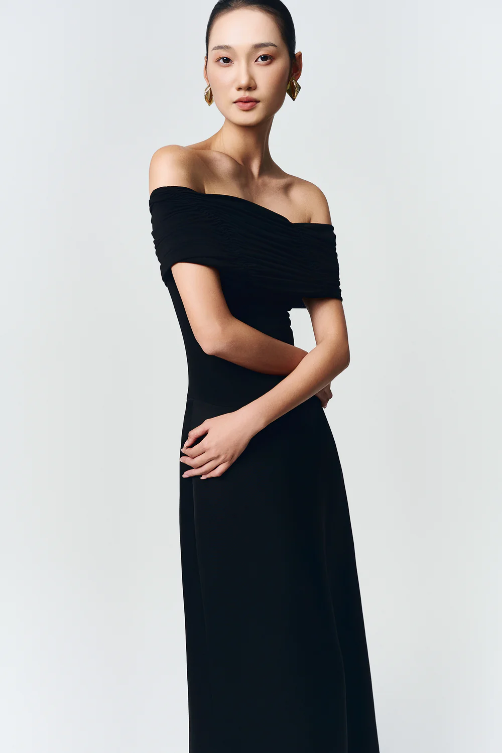 Silvera Off-Shoulder Gathering Maxi Dress