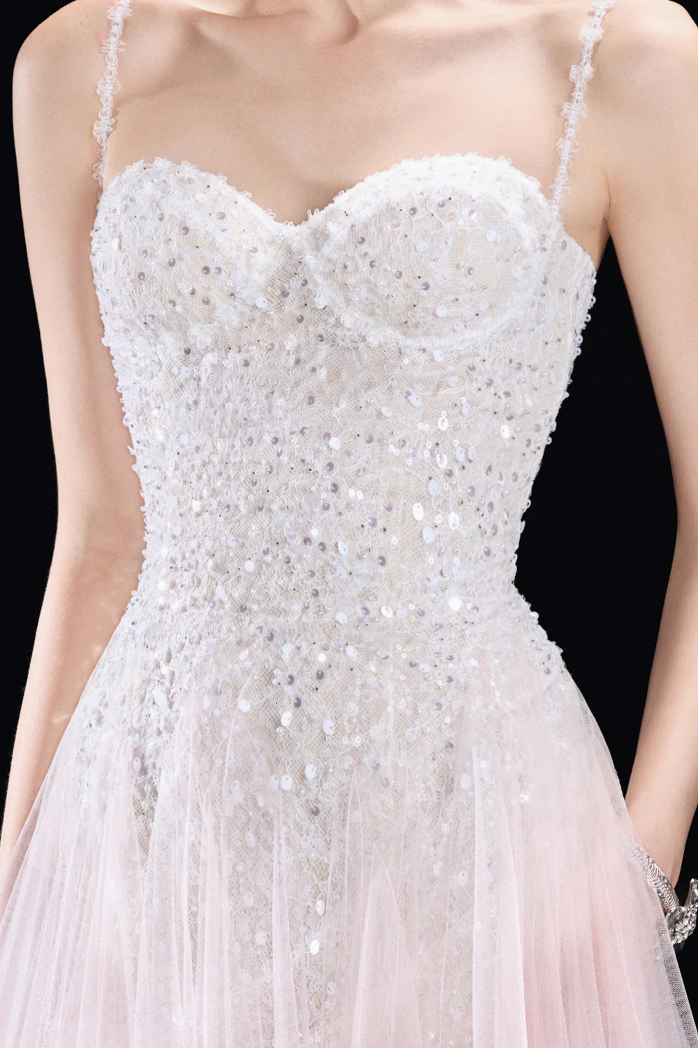 Soline A-line Sweetheart Neck Mesh Maxi Dress