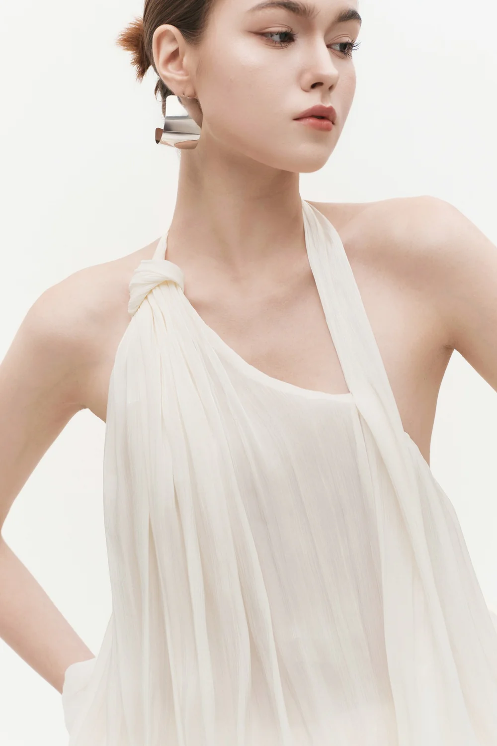 Lealia Bubble Pleated Maxi Dress