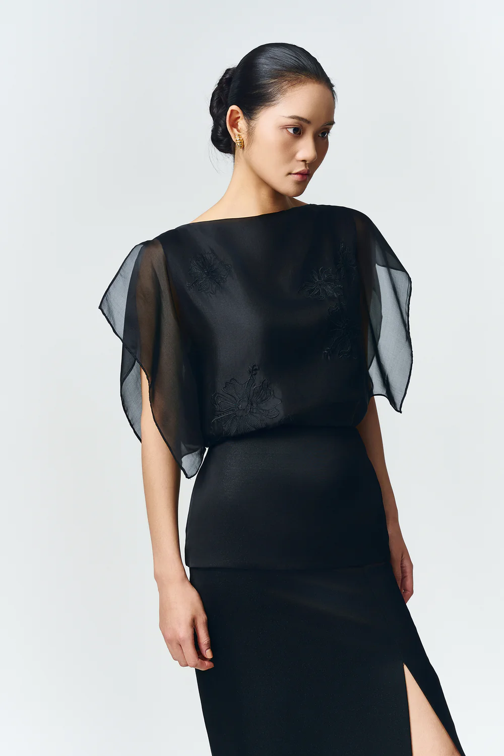 Scarlett Butterfly Sleeve Embroidery Top