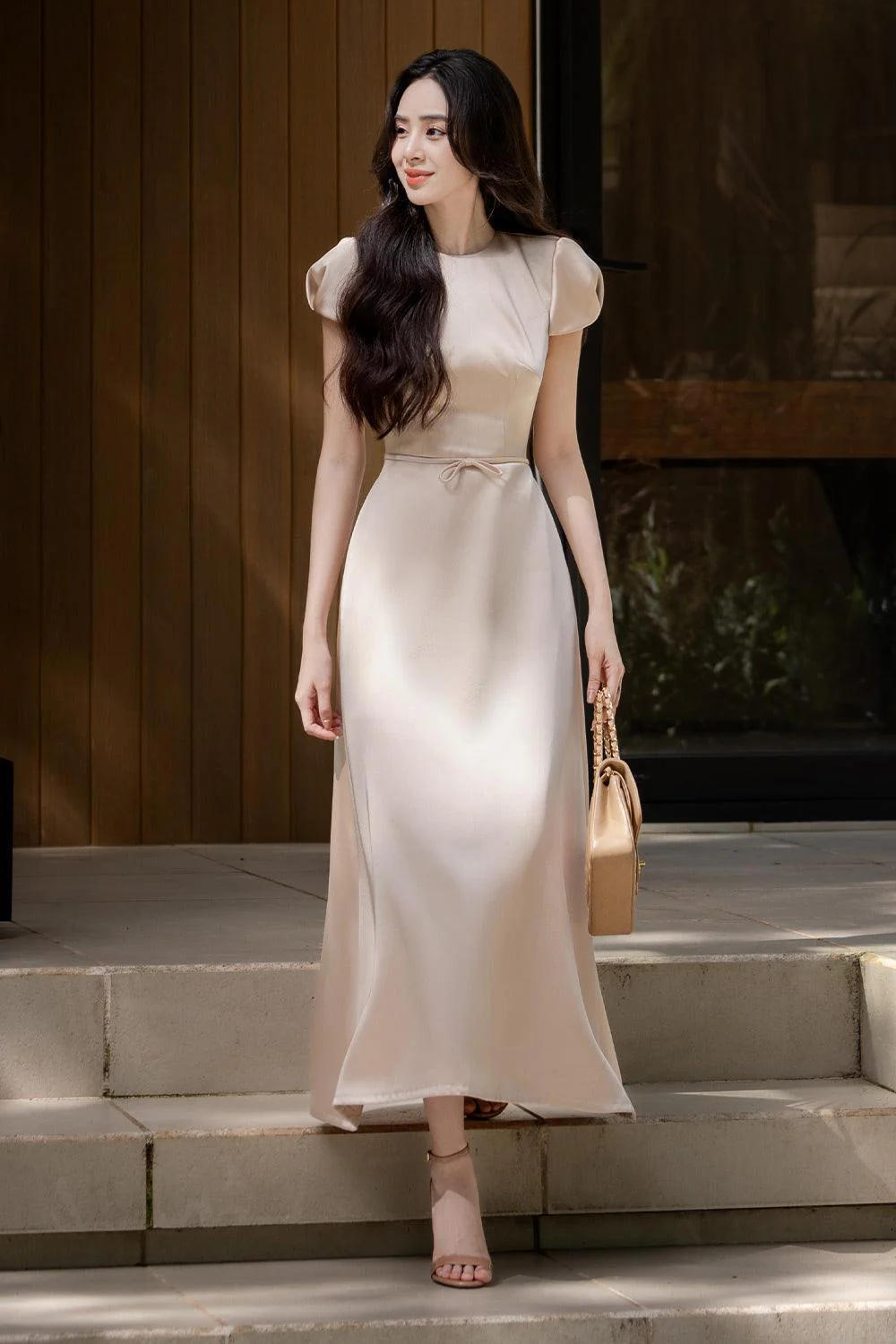 Malva A-line Puffy Sleeved Taffeta Midi Dress