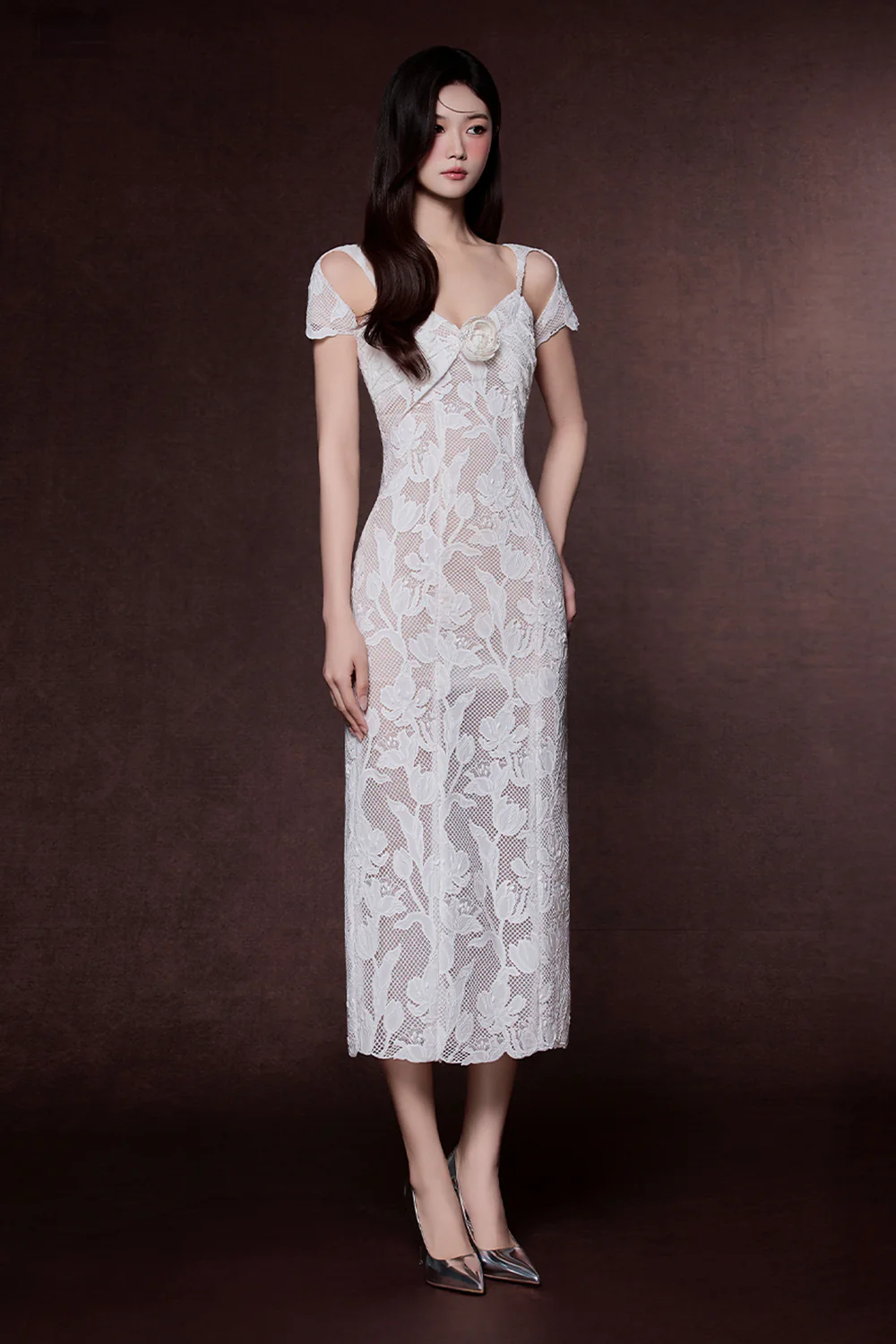 Giselle Sweetheart Applique Midi Dress