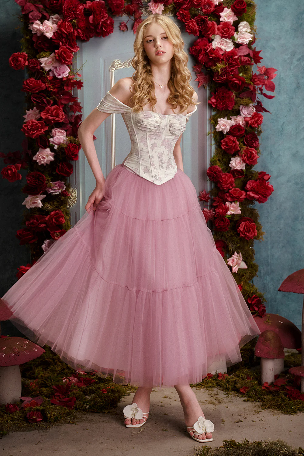 Katherine Bodycon Off-Shoulder Woven Corset