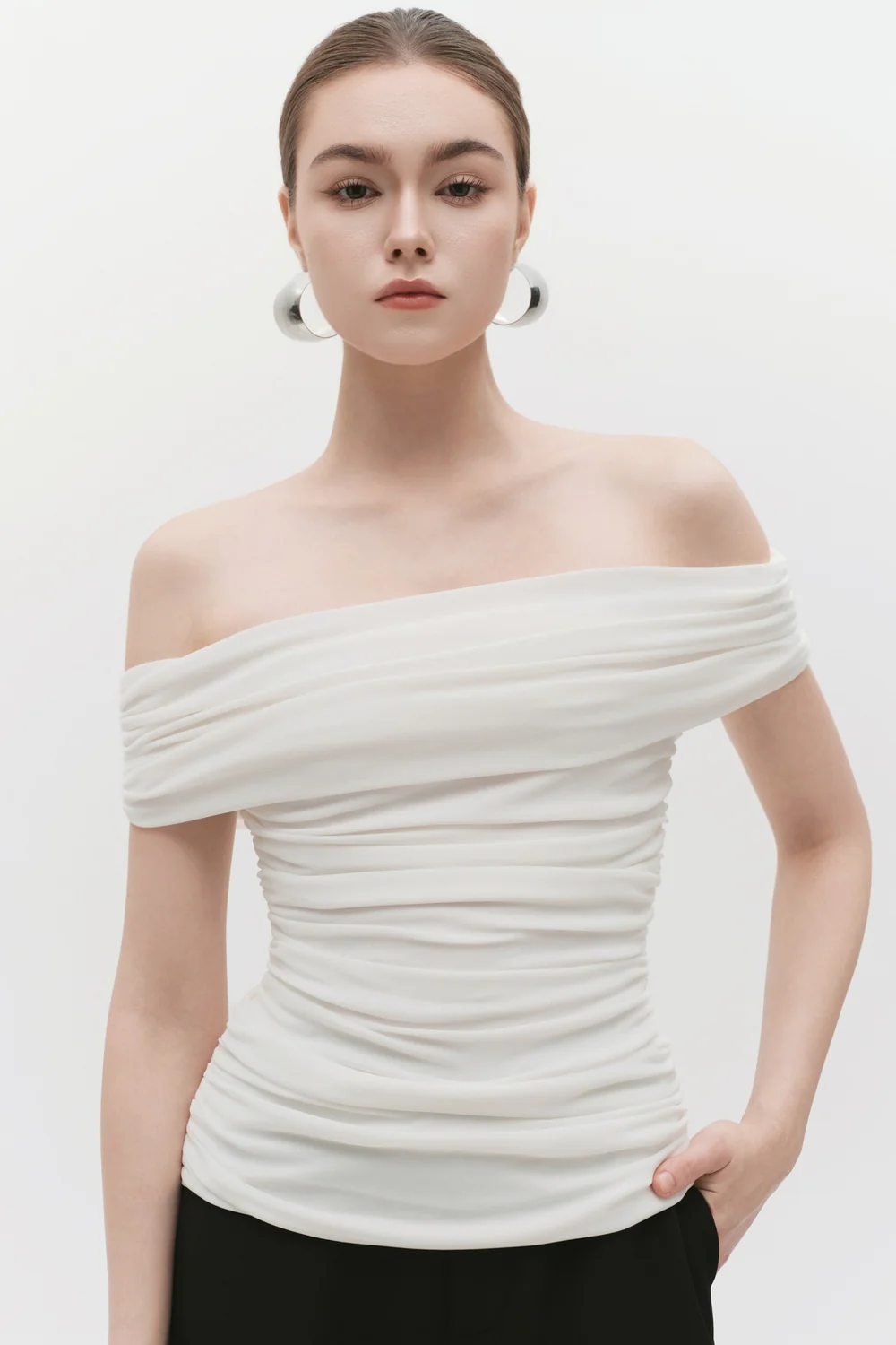 Ellie Off-Shoulder Gathering Top