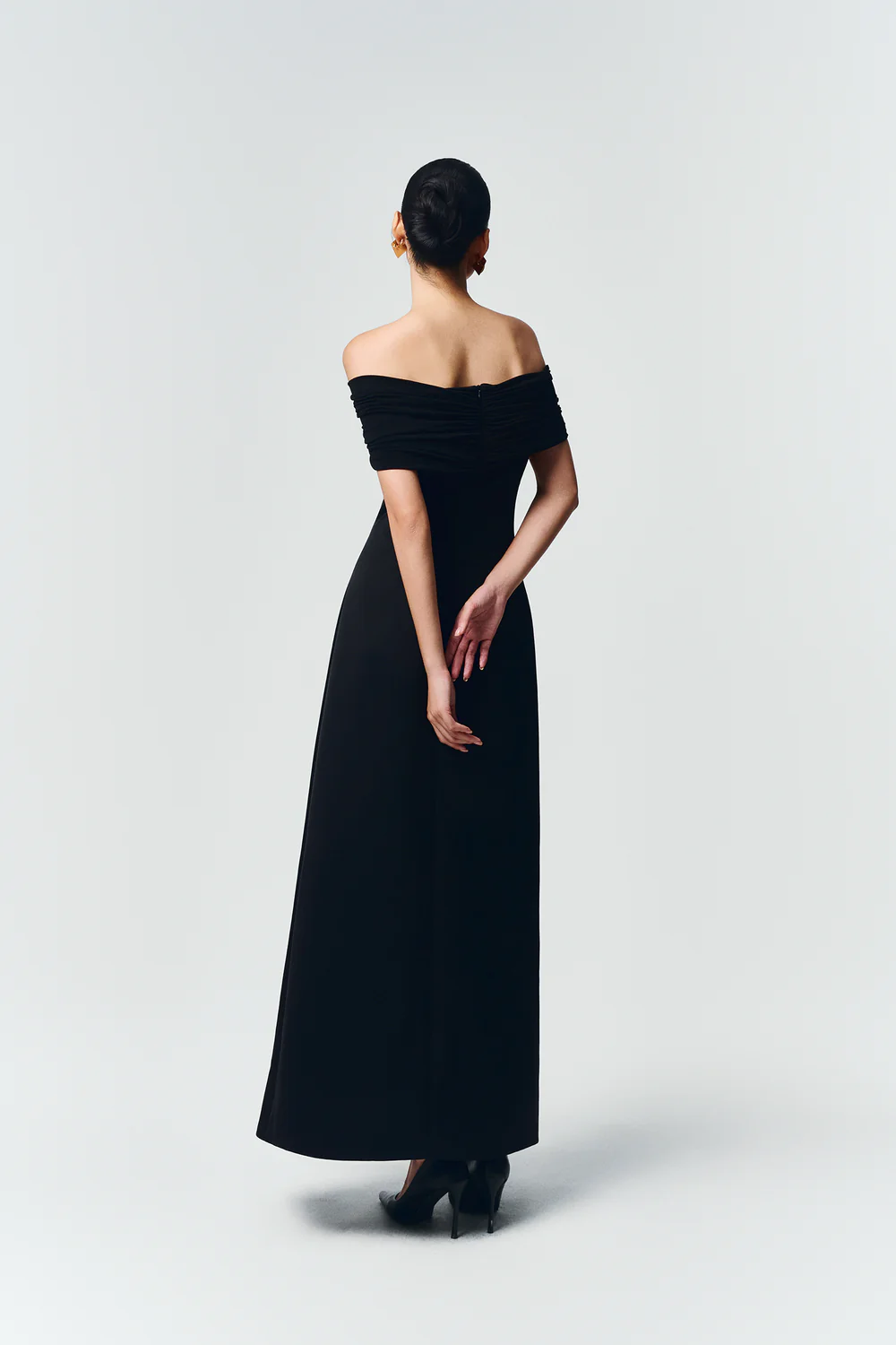 Silvera Off-Shoulder Gathering Maxi Dress