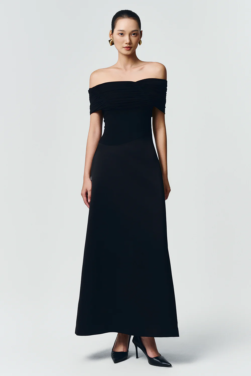 Silvera Off-Shoulder Gathering Maxi Dress