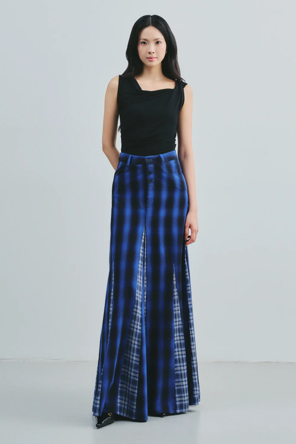 Areli Asymmetric Neck Draped Top