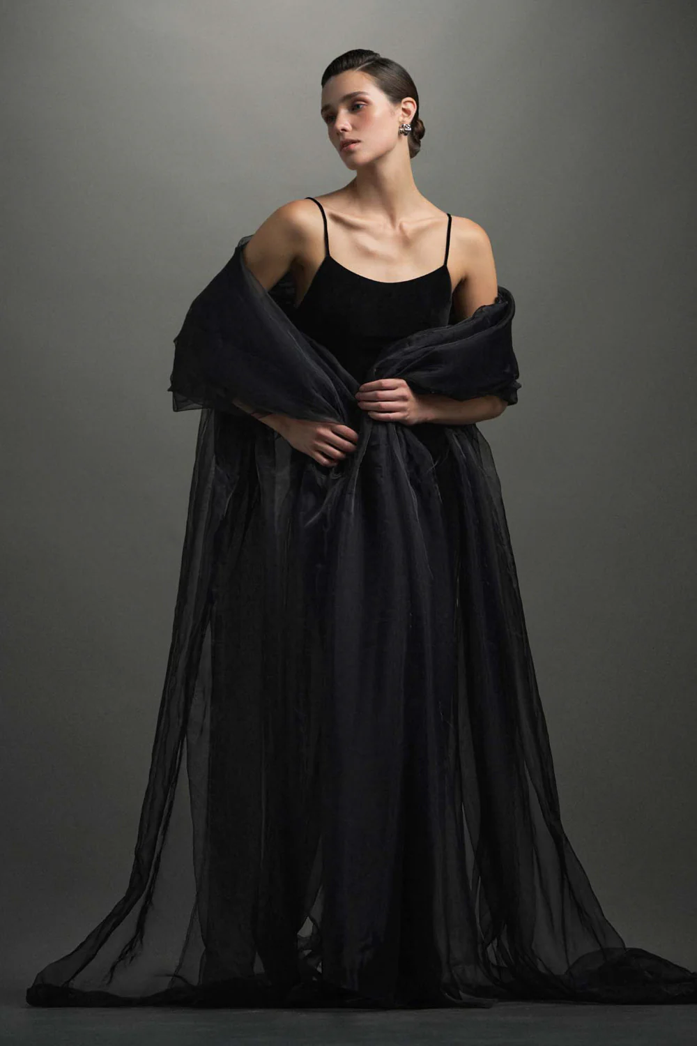 Suzanne Scoop Neck Velvet Maxi Dress