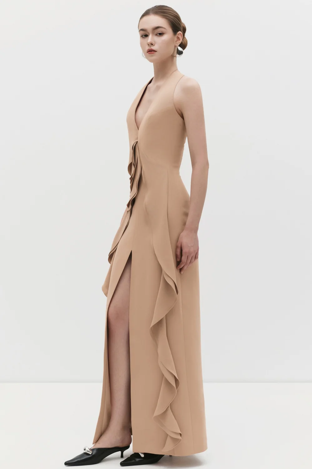 Ratih Halter Neck Ruffle Maxi Dress