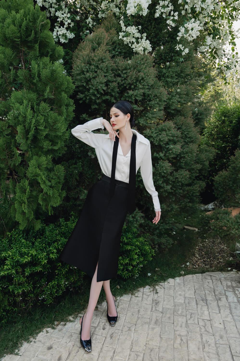 Evelyn Straight Long Sleeved Surah Silk Shirt