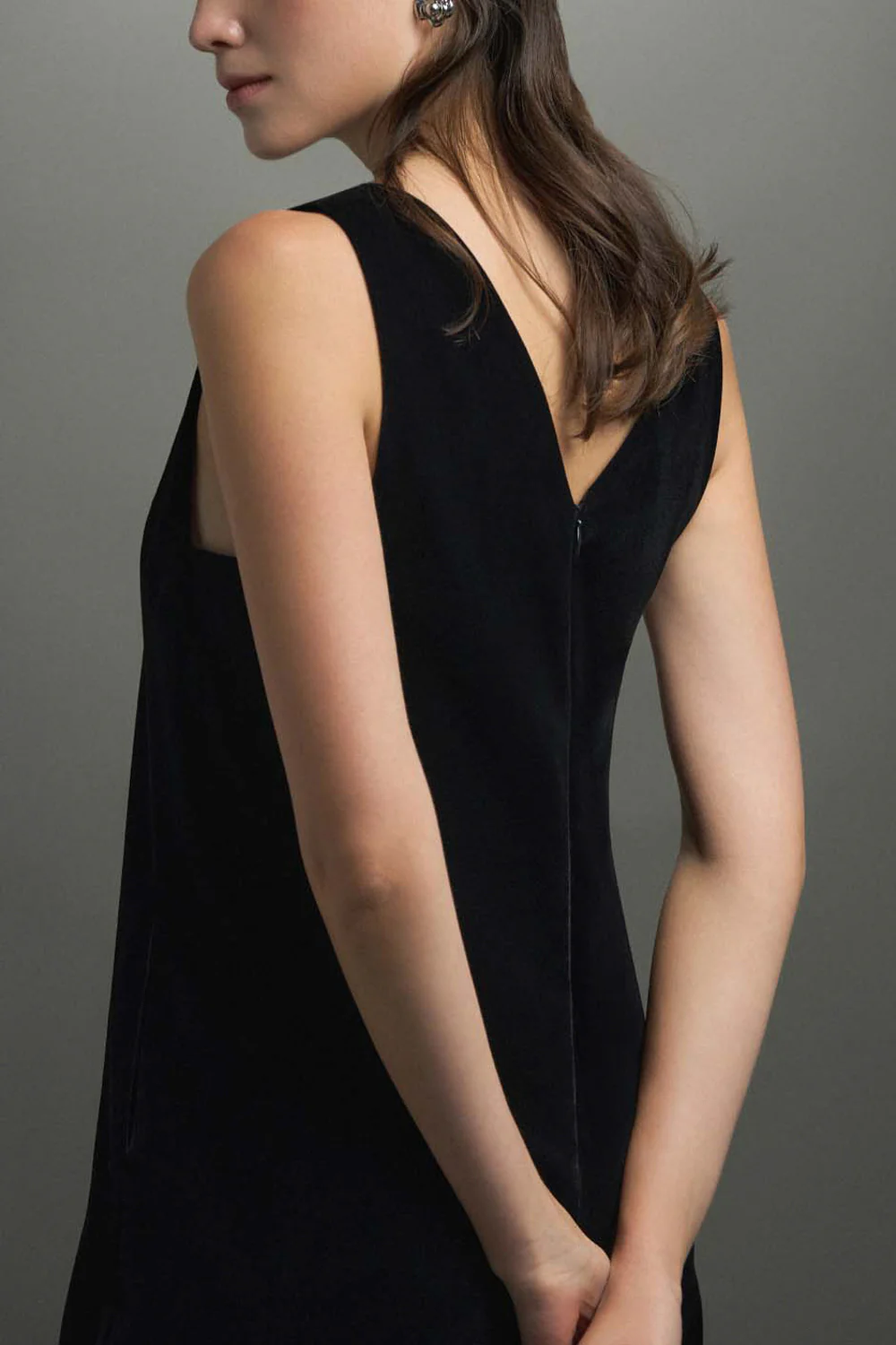 Laura Trapeze Neck Velvet Midi Dress