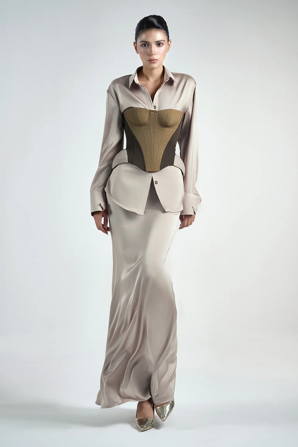 Planny Straight Cuff Sleeved Silk Shirt