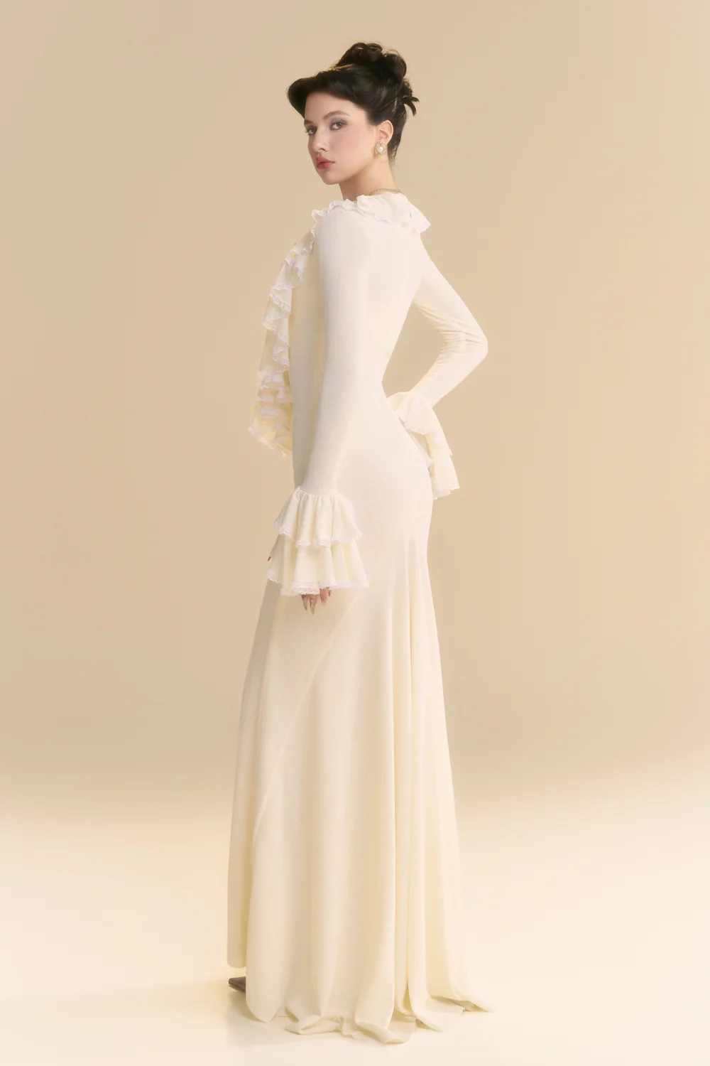 Souffle Sweetheart Ruffle Maxi Dress