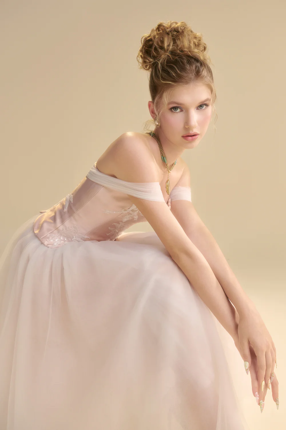 Elarose Off-Shoulder Sequin Midi Dress