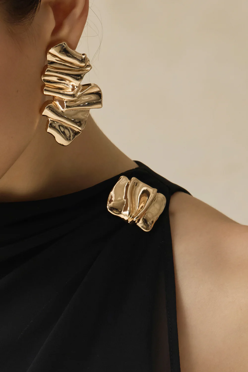 Averi Cape Sleeve Chiffon Top