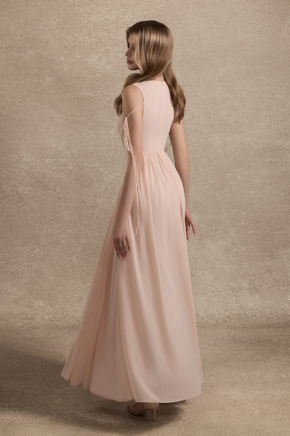 Serena Sleeveless Gathering Maxi Dress