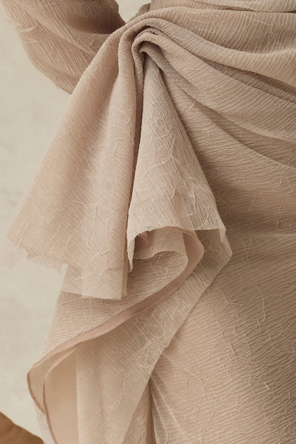 Elarion Asymmetric Neck Draped Midi Dress