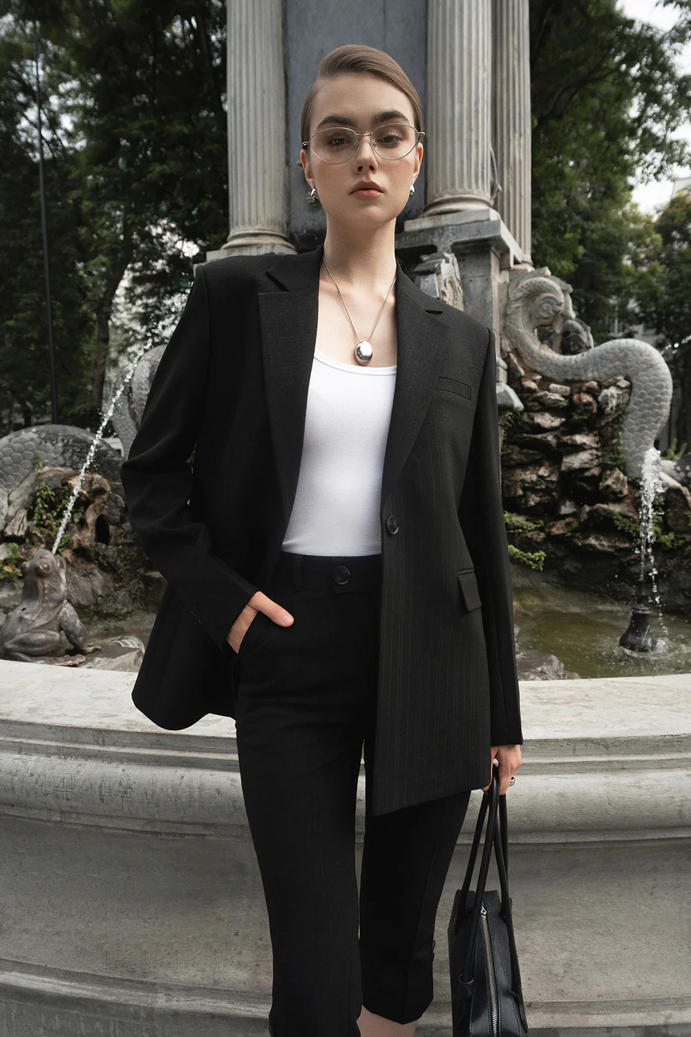 Liiz Straight Button Twill Below The Knee Pants