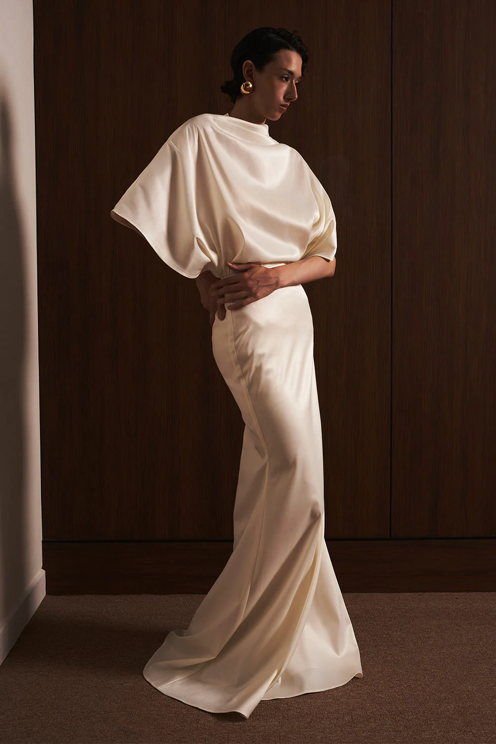 Xuan Di Straight Batwing Sleeved Satin Top