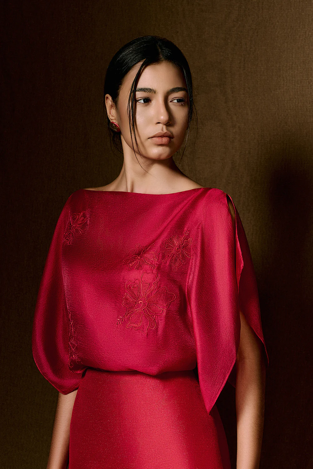 Scarlett Butterfly Sleeve Embroidery Top